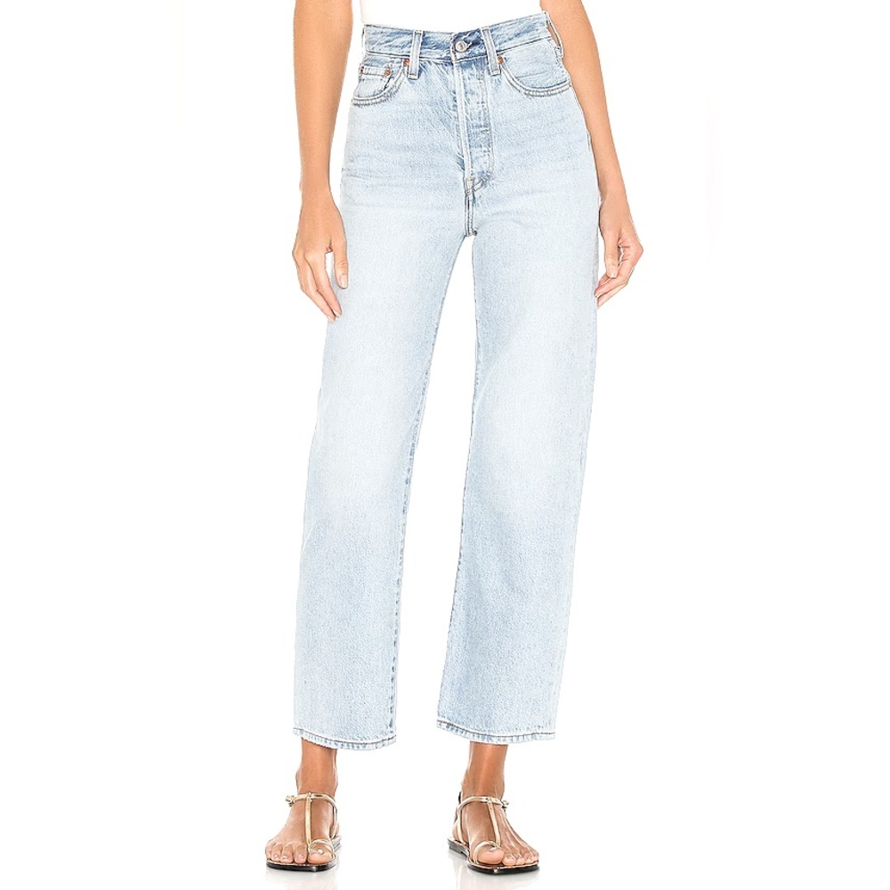 Levi’s Ribcage Ankle Straight in Middle Road